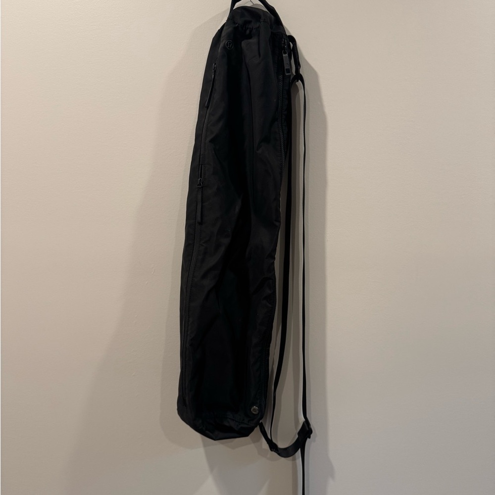 Lululemon Adjustable Yoga Mat Strap Bag Black